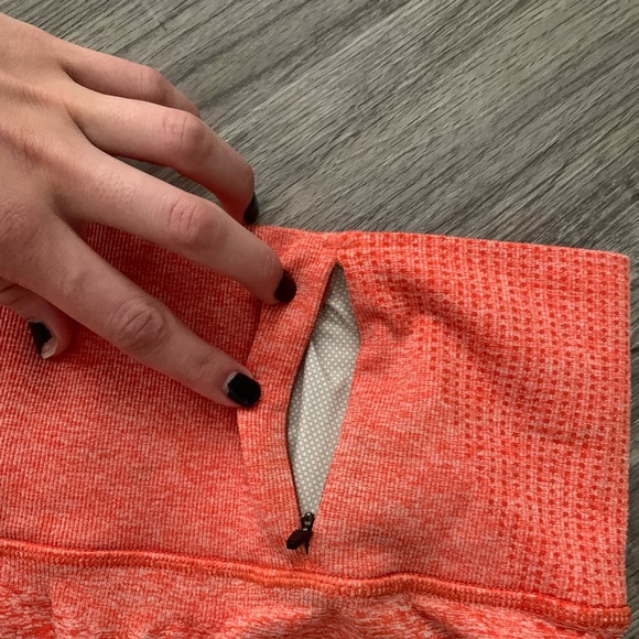 Gymshark Viral Rise Leggings Size Small! - Picture 5 of 5